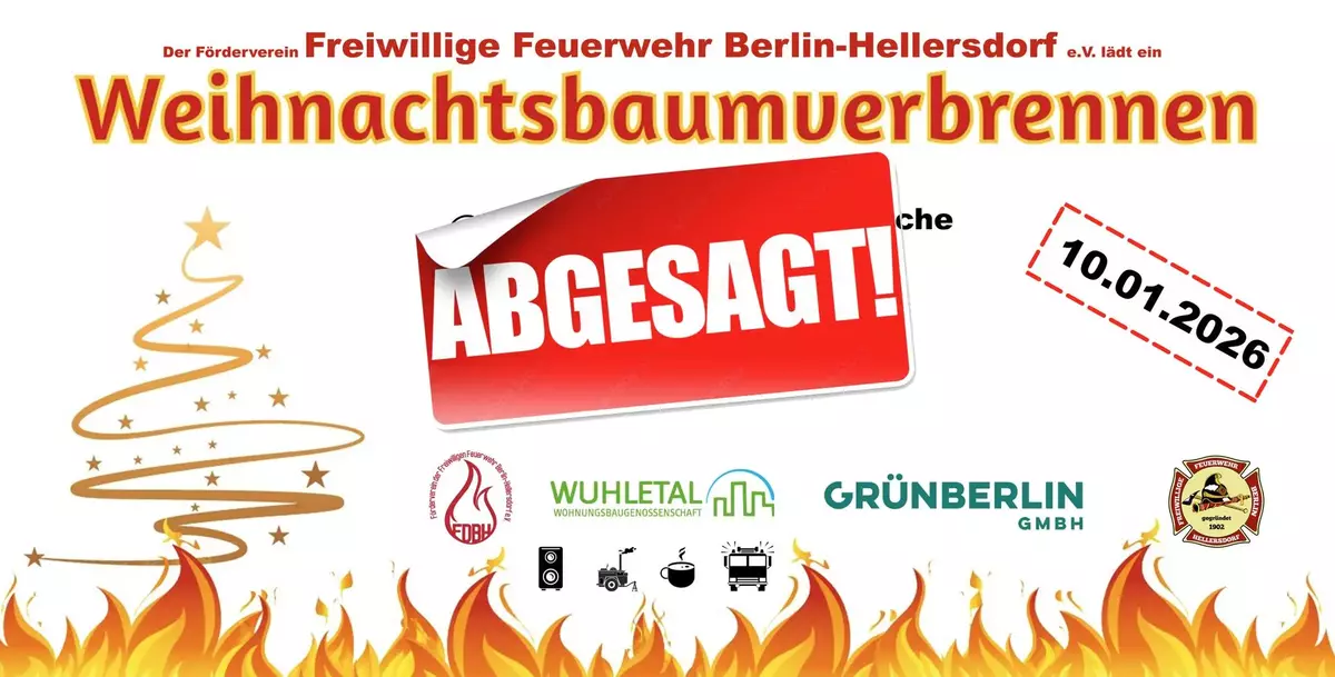 Texttafel mit Ankündigung des 8. Weihnachtsbaumverbrennens am 10.01.2026 von 16 bis 21 Uhr auf dem Festplatz hinter der Wache in Berlin-Hellersdorf, inklusive Veranstalter, Adresse, Uhrzeit des Feuerentzündens und Angeboten wie Grill, Feldküche, Waffelsta